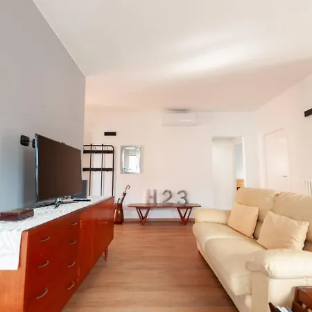Holiday home Home23 Exclusive Holigarda