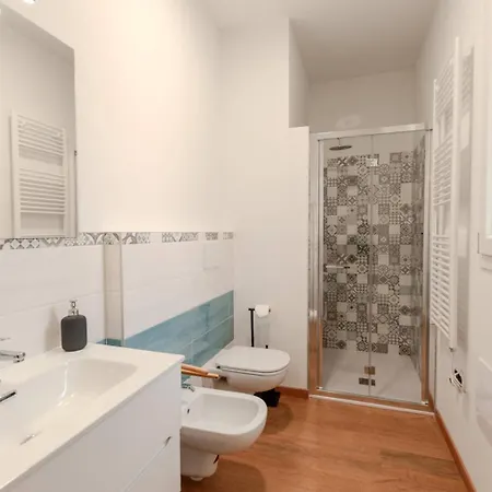 Holiday home Home23 Exclusive Holigarda Desenzano del Garda